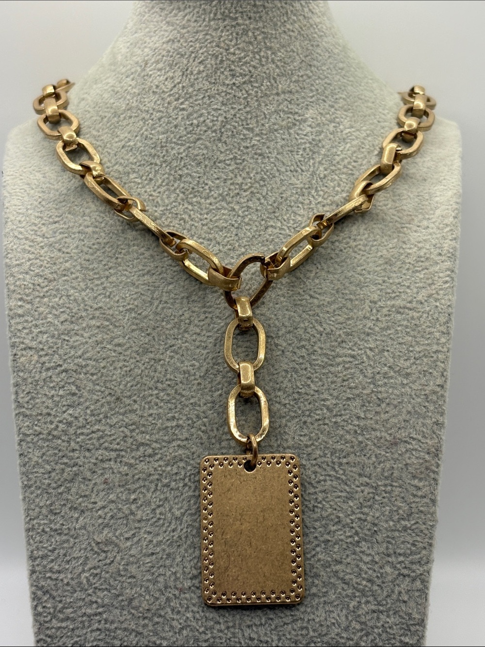 Vintage Gold-Tone Link Necklace with Rectangular Pendant